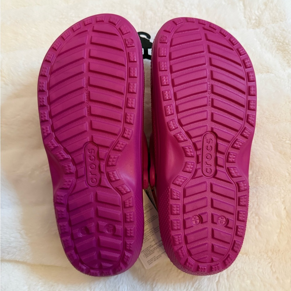 CROCS Women’s Hot Pink Slippers with Lining - Picture 2 of 4